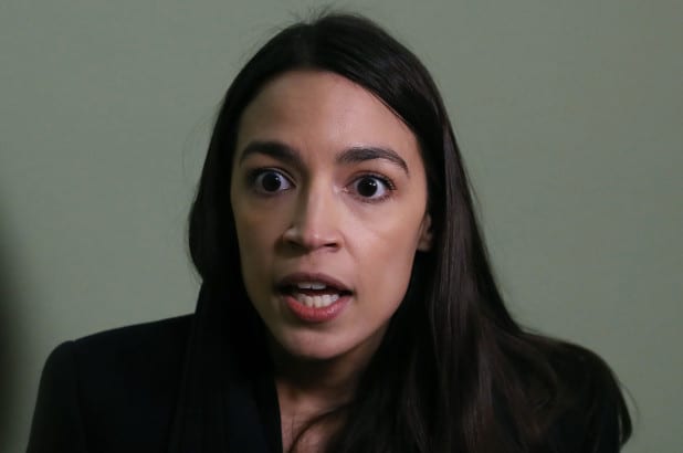 Witnesses: AOC Screamed At Border Patrol Agents In ‘Threatening Manner’ During Tour