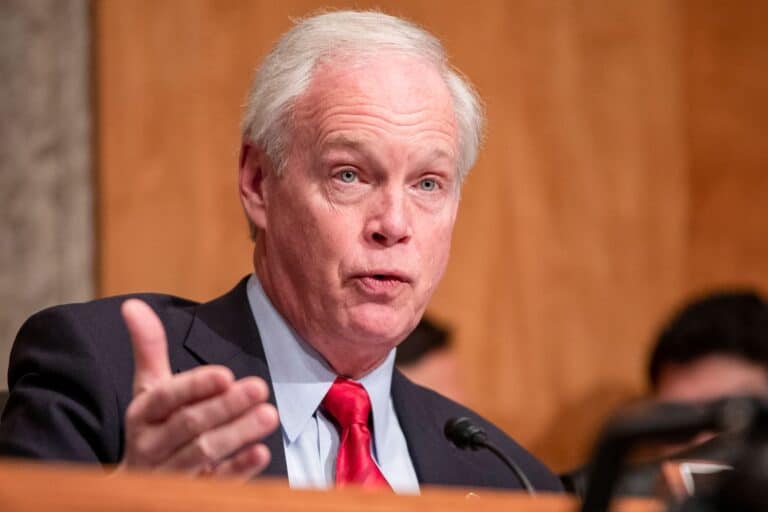 Ron Johnson Says Committee Republicans Blocking Comey, Brennan Subpoenas