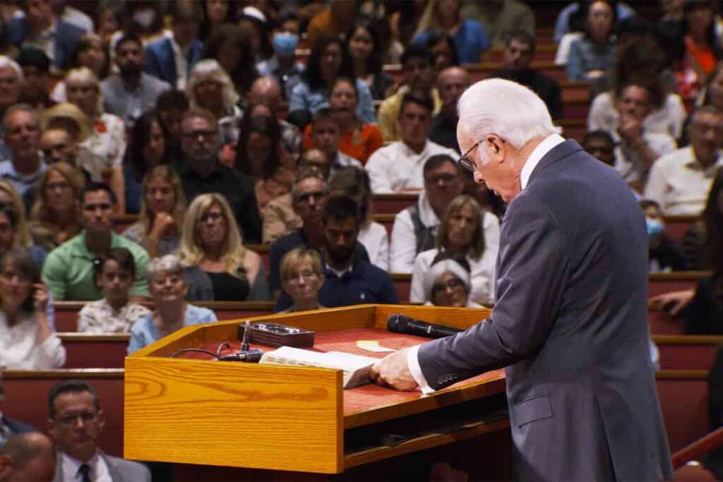 ‘I Will Go To Jail Before I Close My Church’ Pastors Prepare For Renewed Battle Over Church Closures