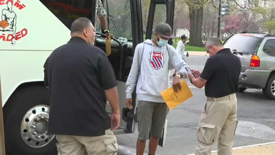 First Texas Bus Drops Off Migrants Blocks From US Capitol In Washington, DC