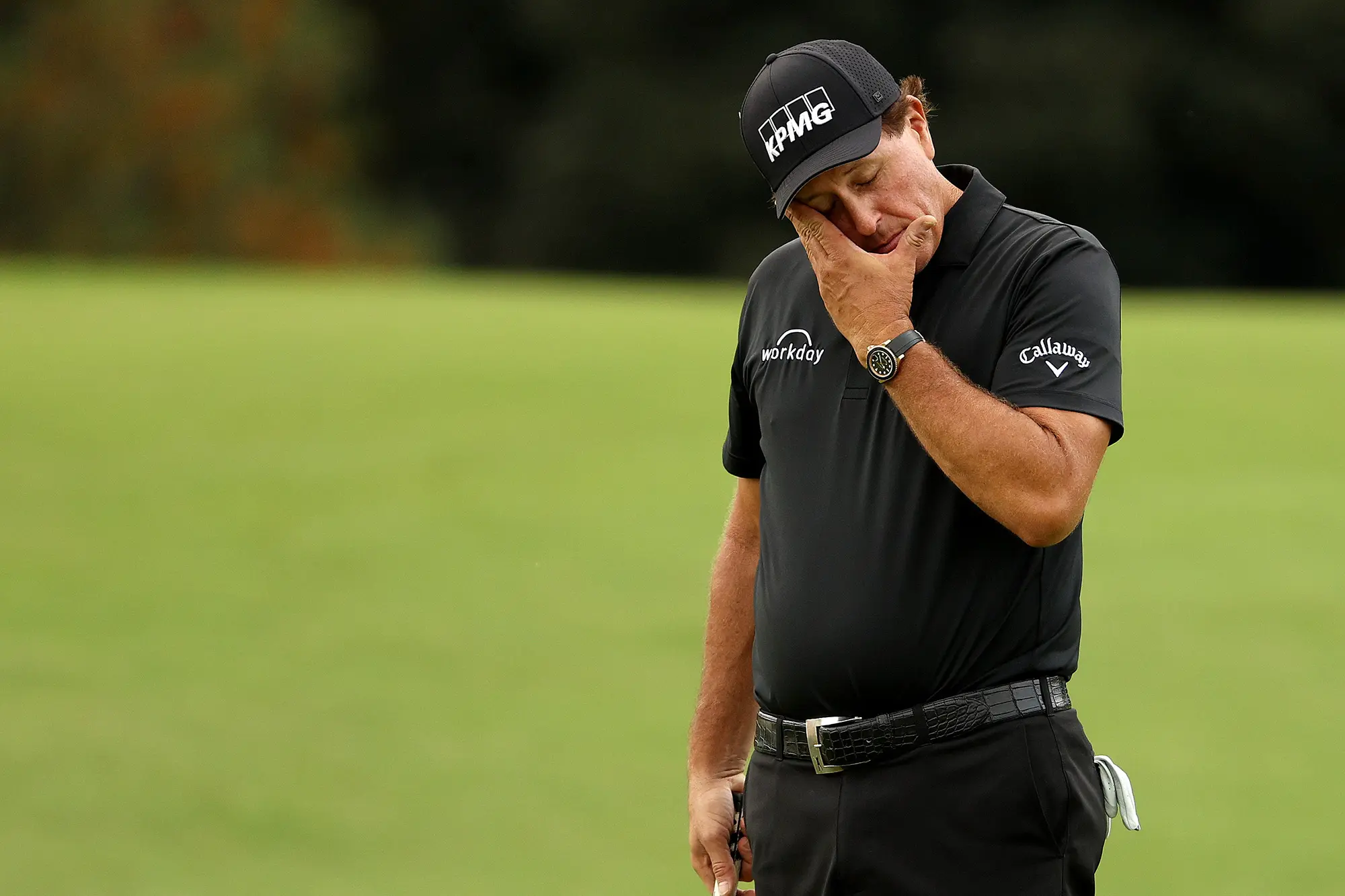 New Book Claims Phil Mickelson Lost Over $40M In Four Years Due To Gambling