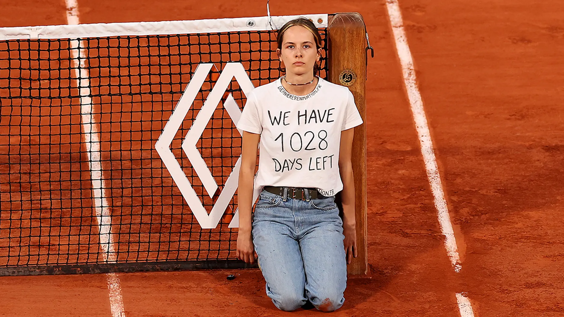 French Open Protester Ties Herself To Net During Men’s Semifinal