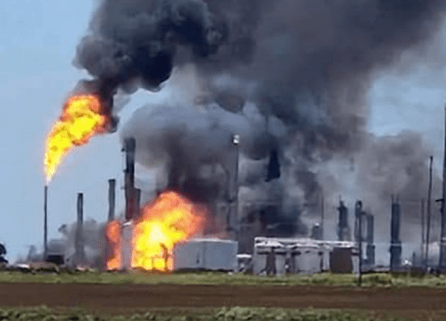Explosion Rocks Oklahoma Natural Gas Plant
