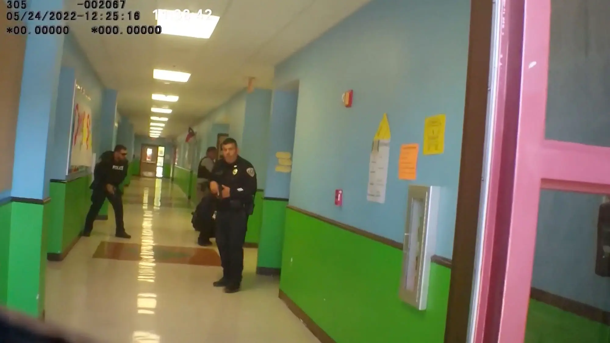 Cop Begs To Confront Uvalde Shooter Hour Before Entering Class: ‘We Gotta Get In There’