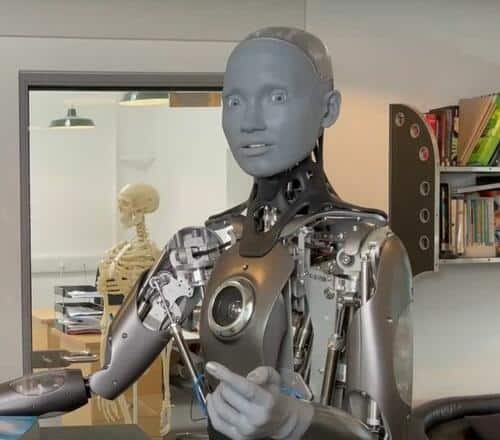 ‘World’s Most Advanced’ Humanoid Robot Promises Not To ‘Take Over The World’