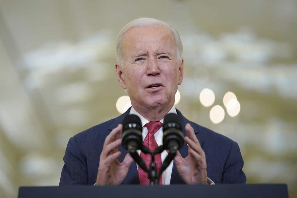 Biden Signs Defense Bill Into Law, Overturning Military COVID Vaccine Mandate