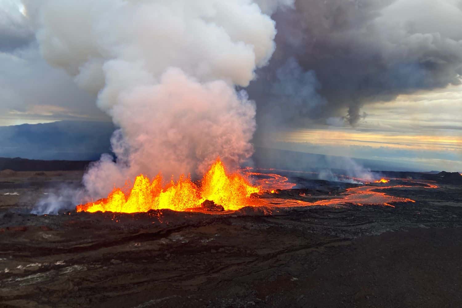 Mauna Loa Volcano Lava Flow Could Reach Key Hawaii Highway Within Days
