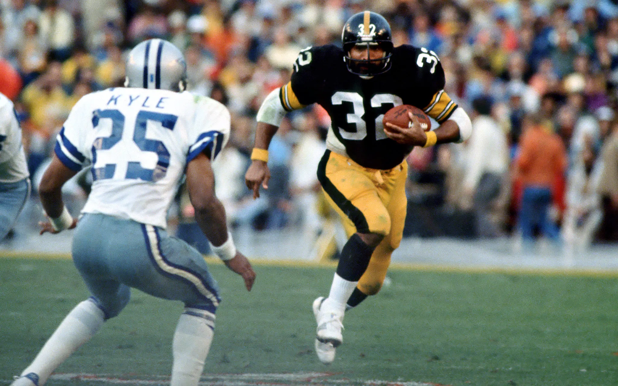 NFL Legend Franco Harris, Known For Immaculate Reception, Dead At 72