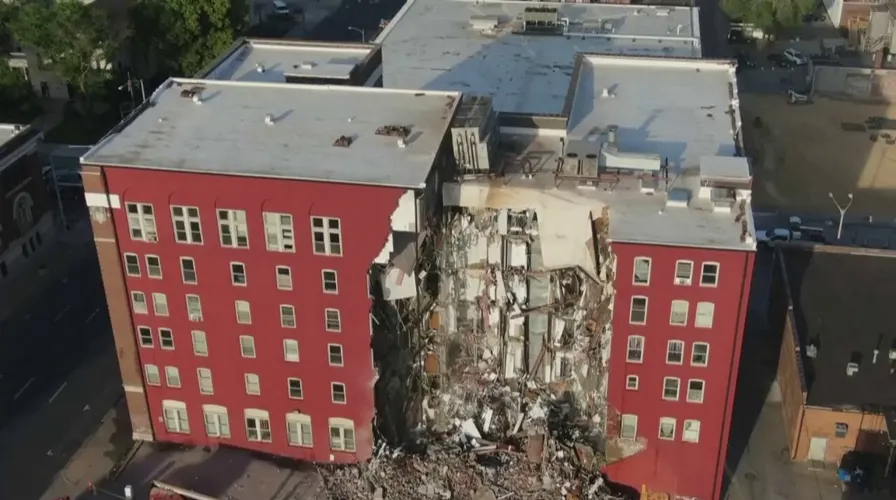 8 People Rescued After Apartment Building Partially Collapses In Iowa