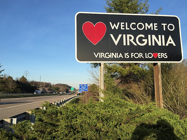 Rantingly 2016 03 23 18 43 28 Welcome to Virginia sign along northbound Interstate 81 entering Washington County Virginia from Bristol Tennessee