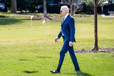 Gait Keepers: Why Biden Isn’t Walking Alone Across The White House Lawn Anymore