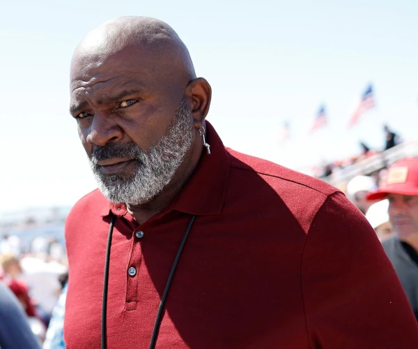 NFL Great Lawrence Taylor Says Trump Changed His Politics, Joins NJ Rally