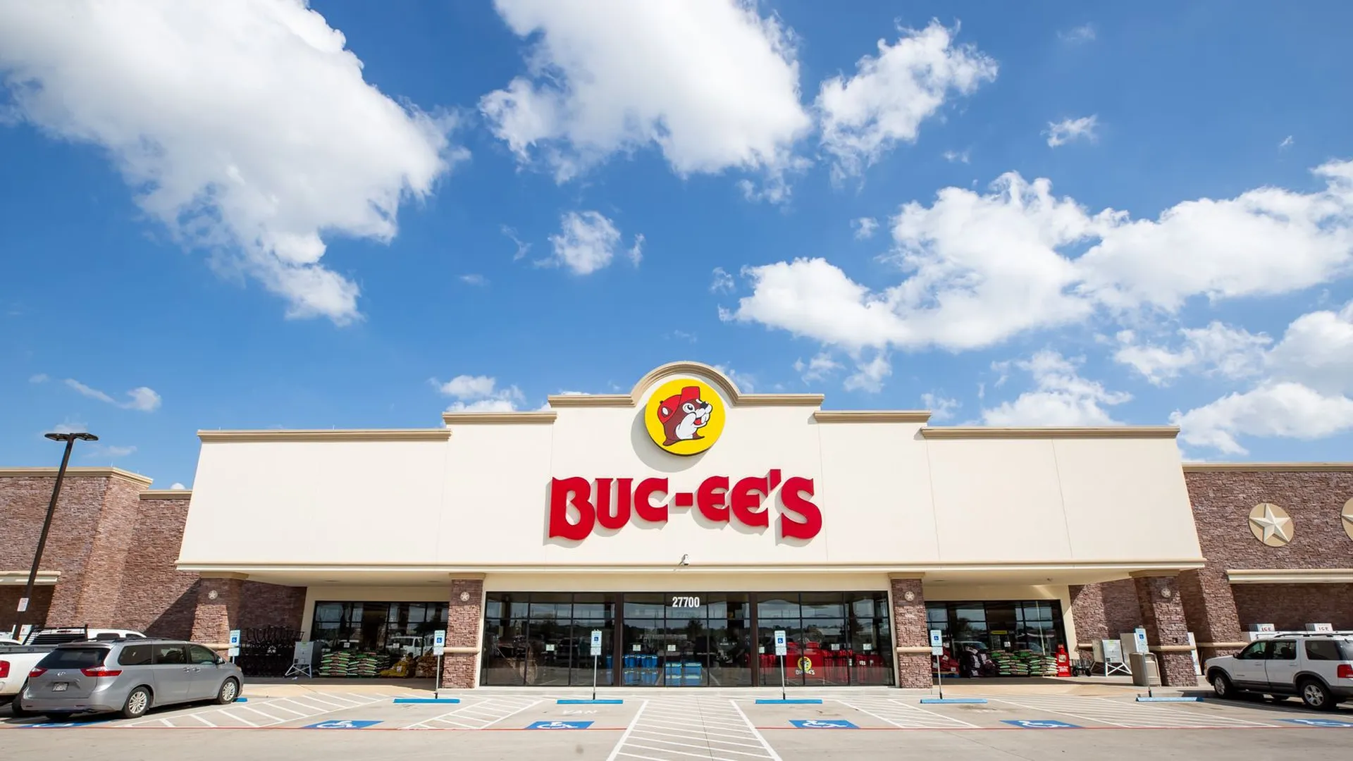 World’s Largest Convenience Store Now Open In Texas