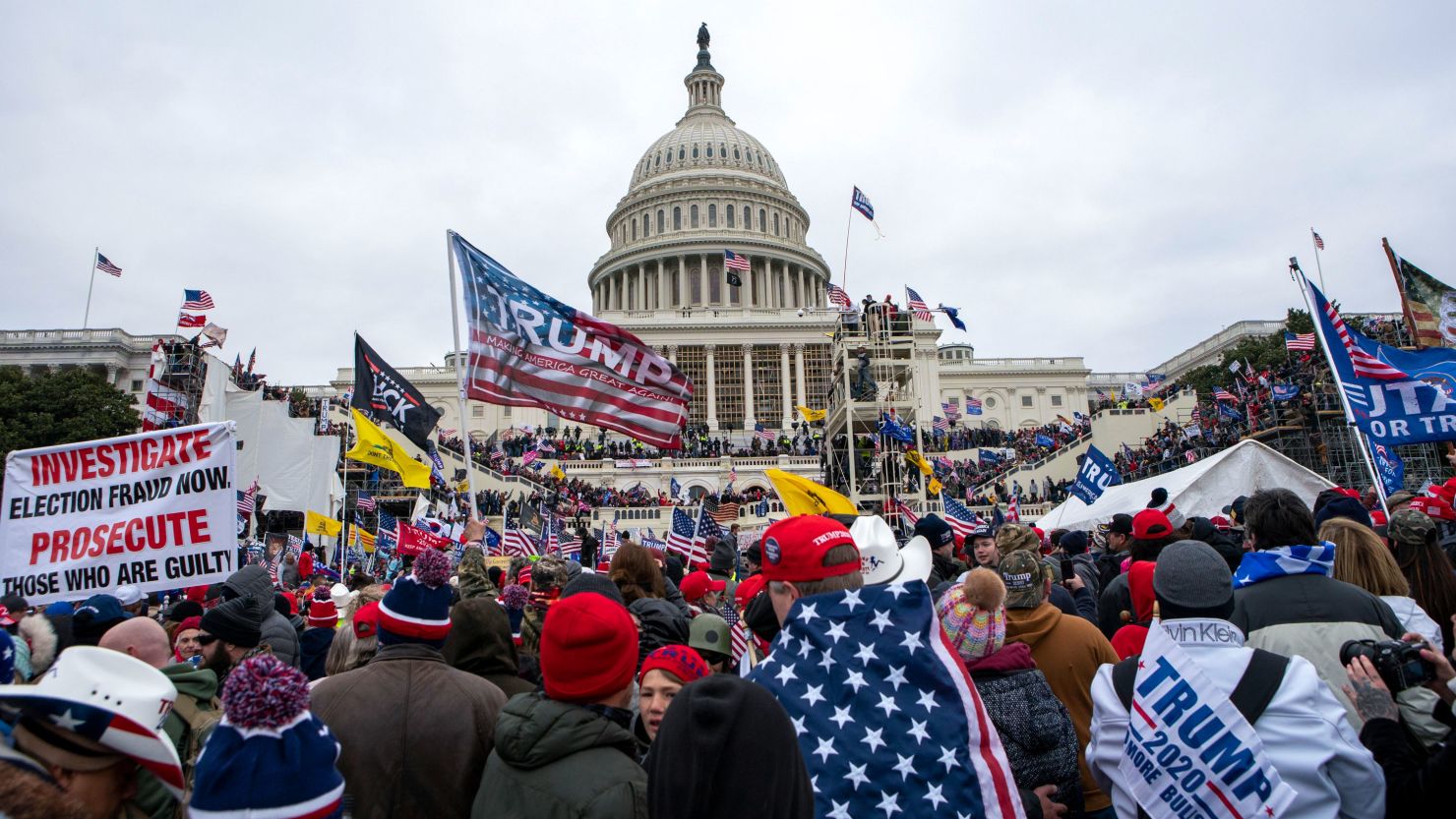 FBI Had 275 Plainclothes Agents Embedded In Jan. 6 Crowds: The Blaze