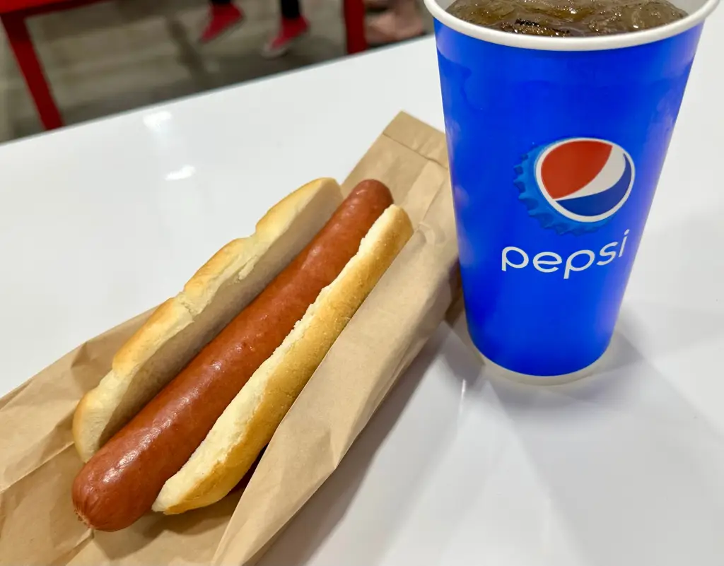Costco’s $1.50 Hot Dog Price Is ‘Safe,’ Company’s CFO Says