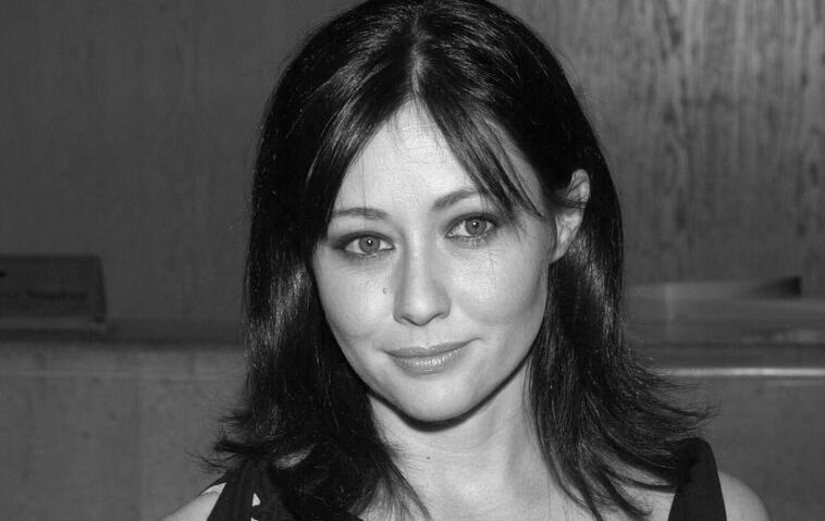 Shannen Doherty, ‘Beverly Hills, 90210’ Star, Dies At 53 After Cancer Battle