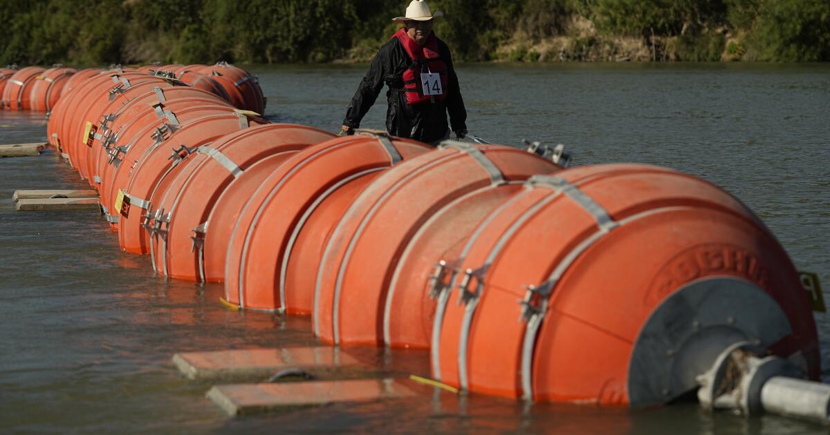 Court Overturns Order To Remove Texas’ Rio Grande Barrier
