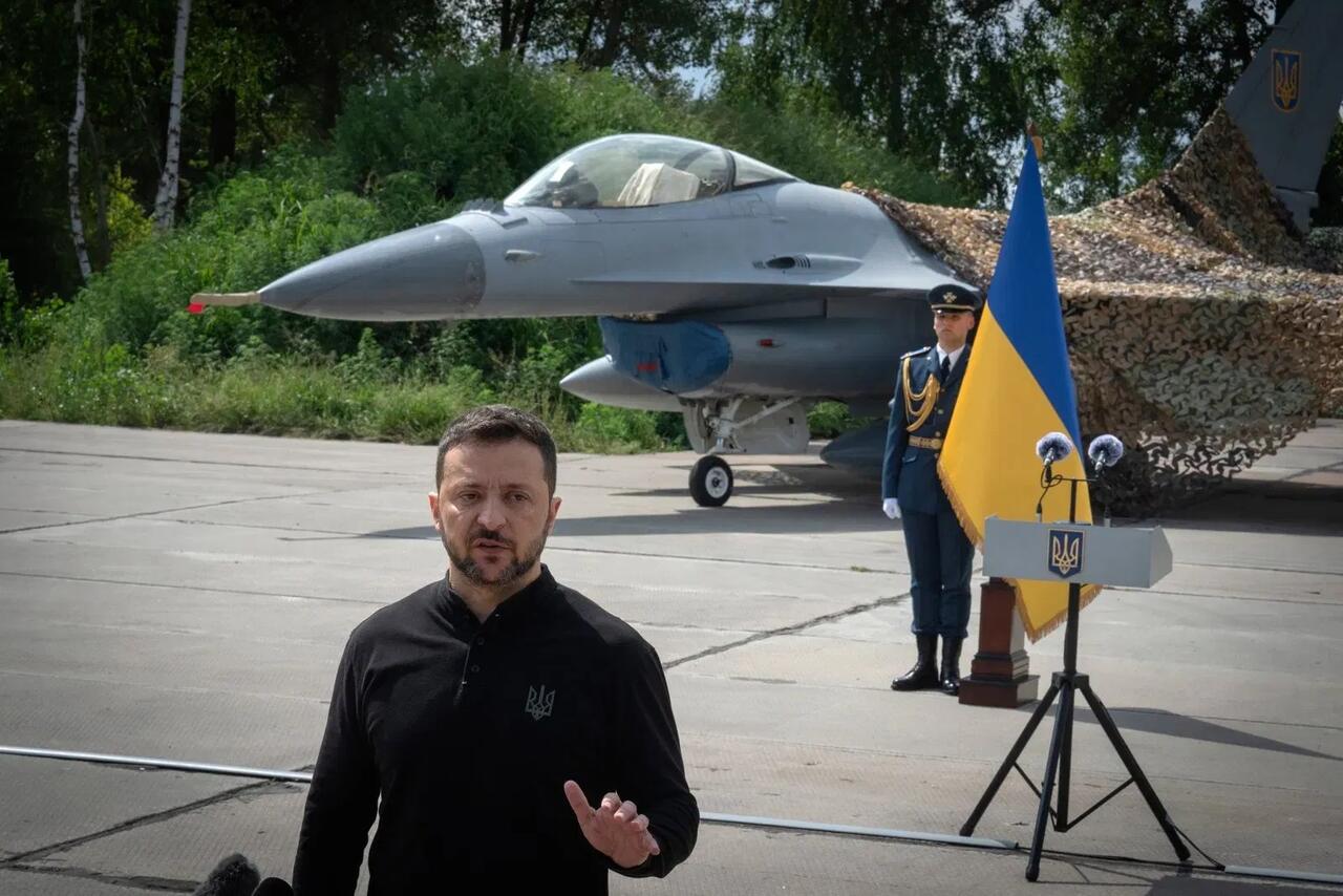 Zelensky Shows Off Newly Arrived US F-16 Jets From Secret Location