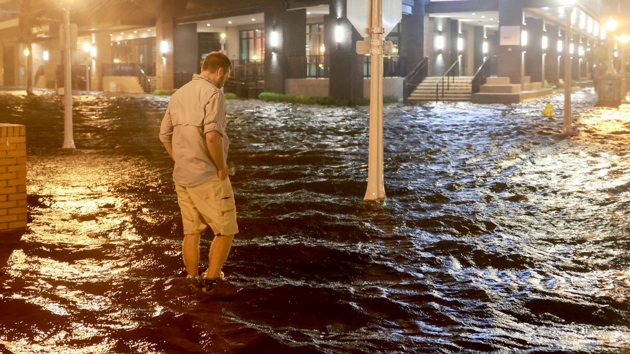 Hurricane Milton Live Updates: 3 Million Lose Power; Tornado Outbreak Turns Deadly…