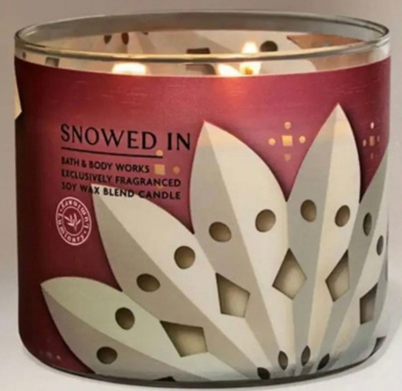 Bath And Body Works Apologizes For Selling Candles That Looked Like KKK Hoods