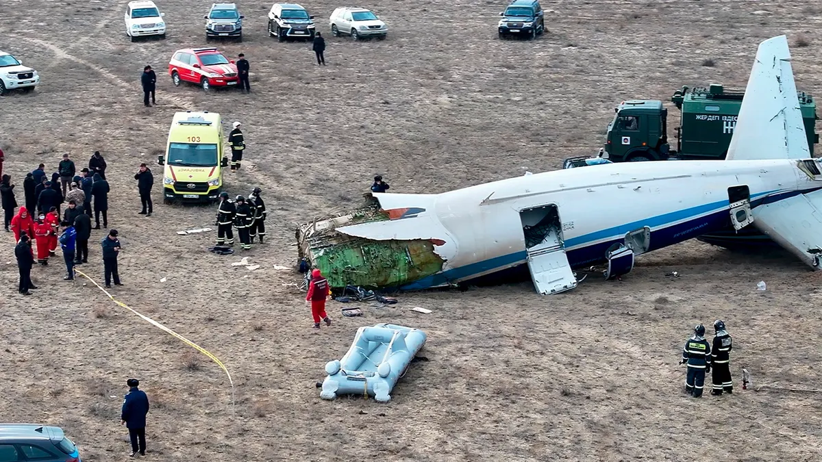 Dramatic Video Shows Azerbaijan Airlines Passenger Jet Crash In Kazakhstan
