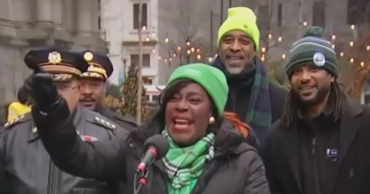 ‘E-L-G-S-E-S!’ Philly Mayor Flubs Eagles Chant Ahead Of Snowy Playoff Game