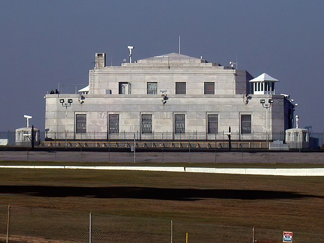 Sen. Rand Paul Tells Musk, DOGE To Check Fort Knox Gold
