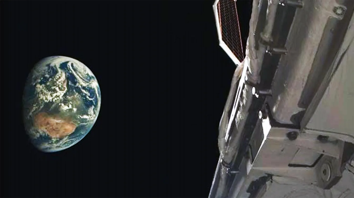 X-37B Spaceplane Shares Earth Image For First Time As New Mission Details Emerge