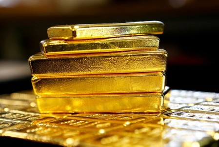 Gold’s Price Breaks Record $3000 Per Ounce