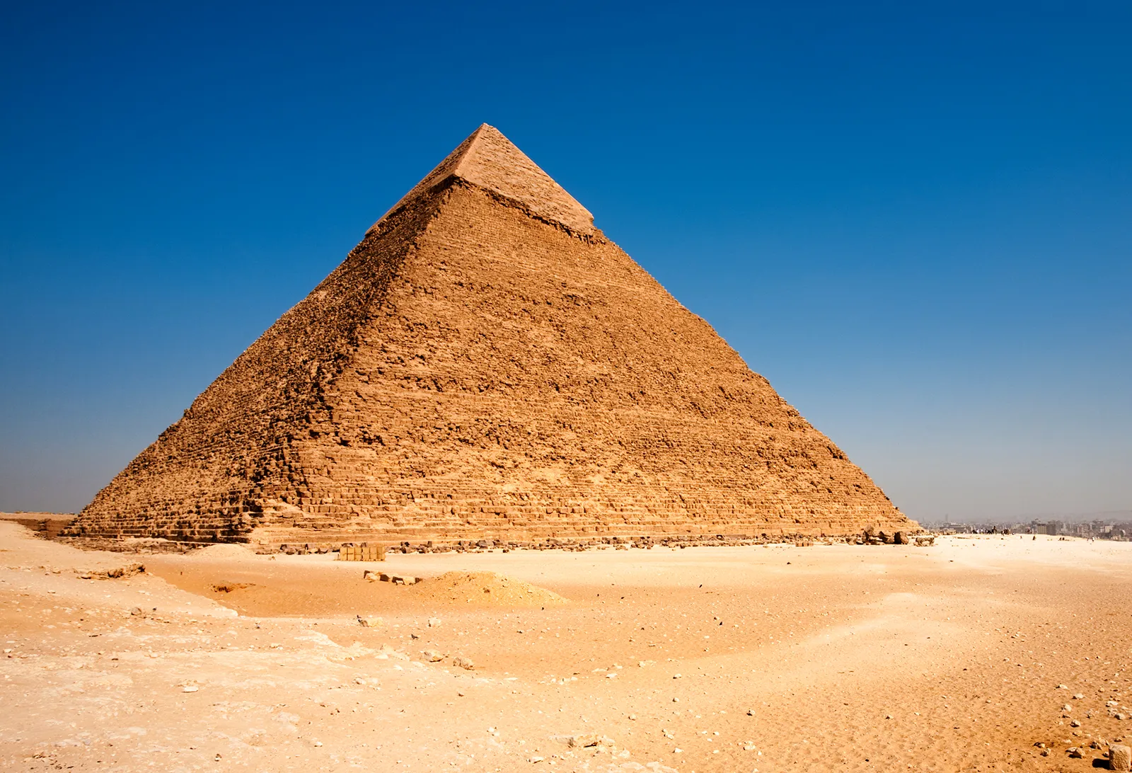 SAR Scan Of Khafre Pyramid Shows Huge Underground Structures