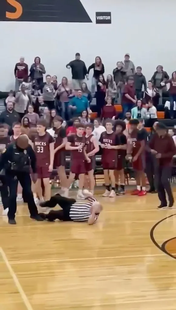 Michigan HS Ref Pelted With Garbage By Basketball Team, Coach After Playoff Loss