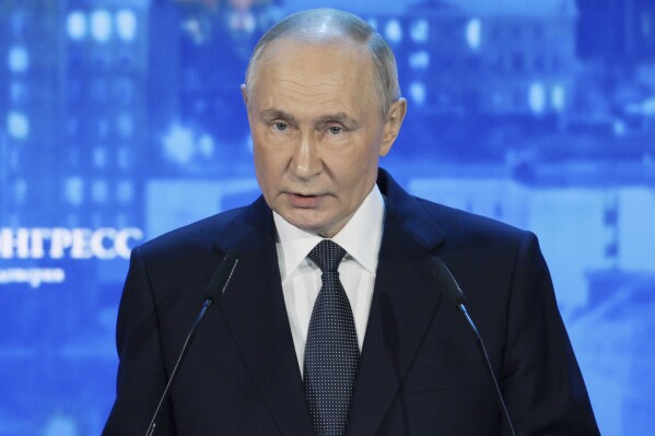 Putin: Trump’s Greenland Ambitions Are ‘Serious’
