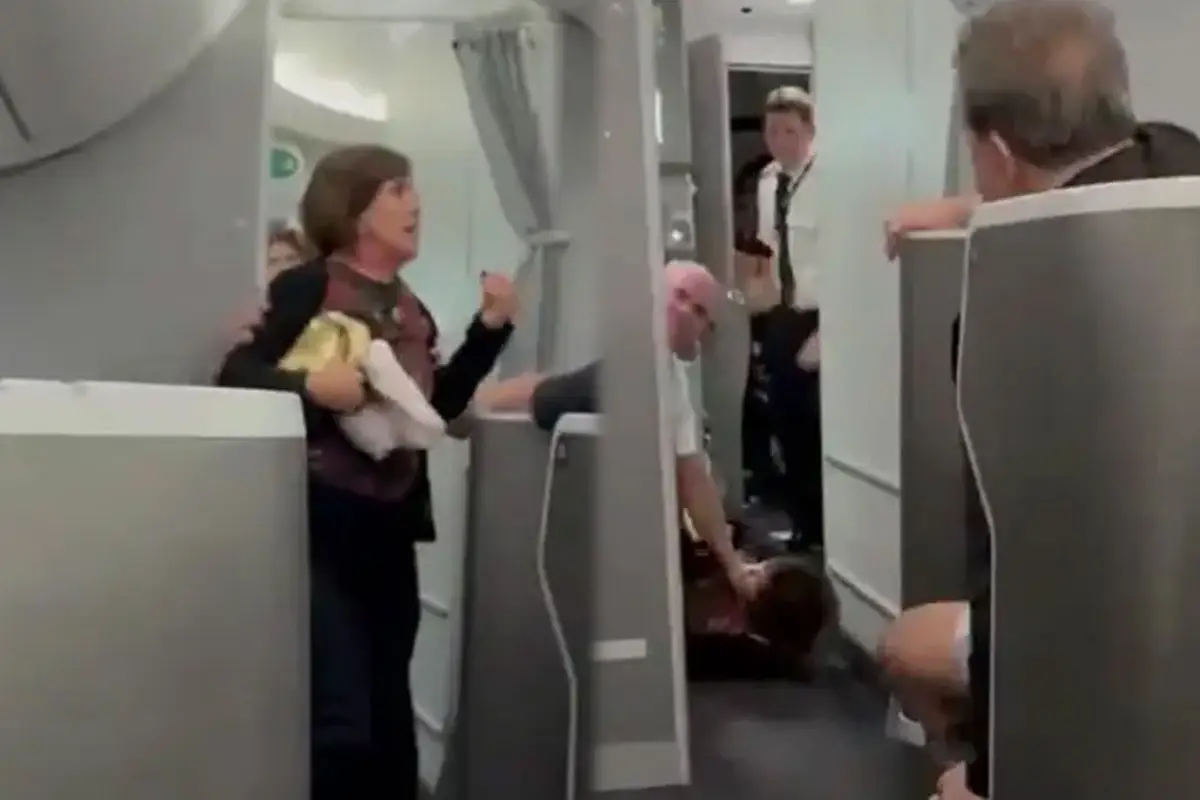 Shocking Video Shows Passenger Trying To Barge Into The Cockpit On NY-Bound Flight