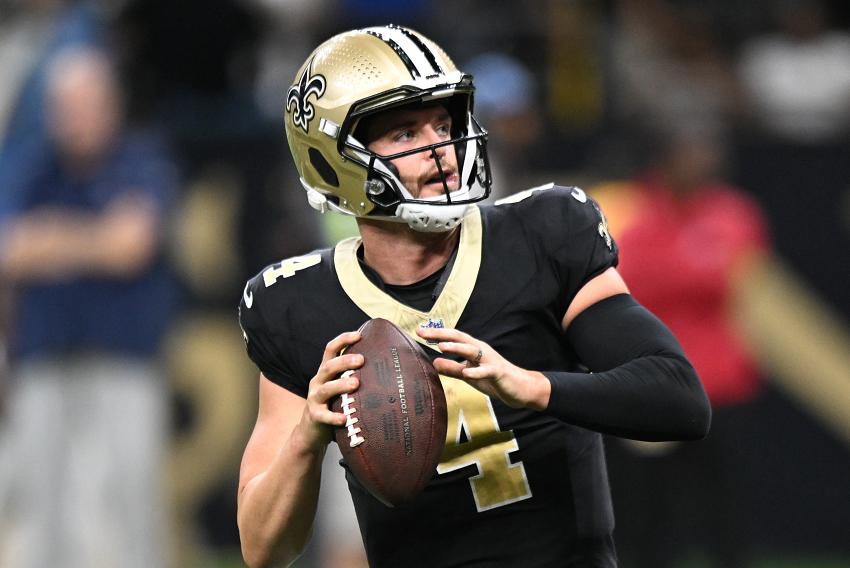 Degenerative Shoulder Injury Forces Derek Carr To Retire From NFL