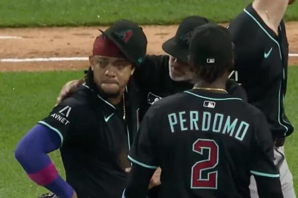 Fan Ejected From Chicago’s Rate Field After Heckling Player About Late Mother
