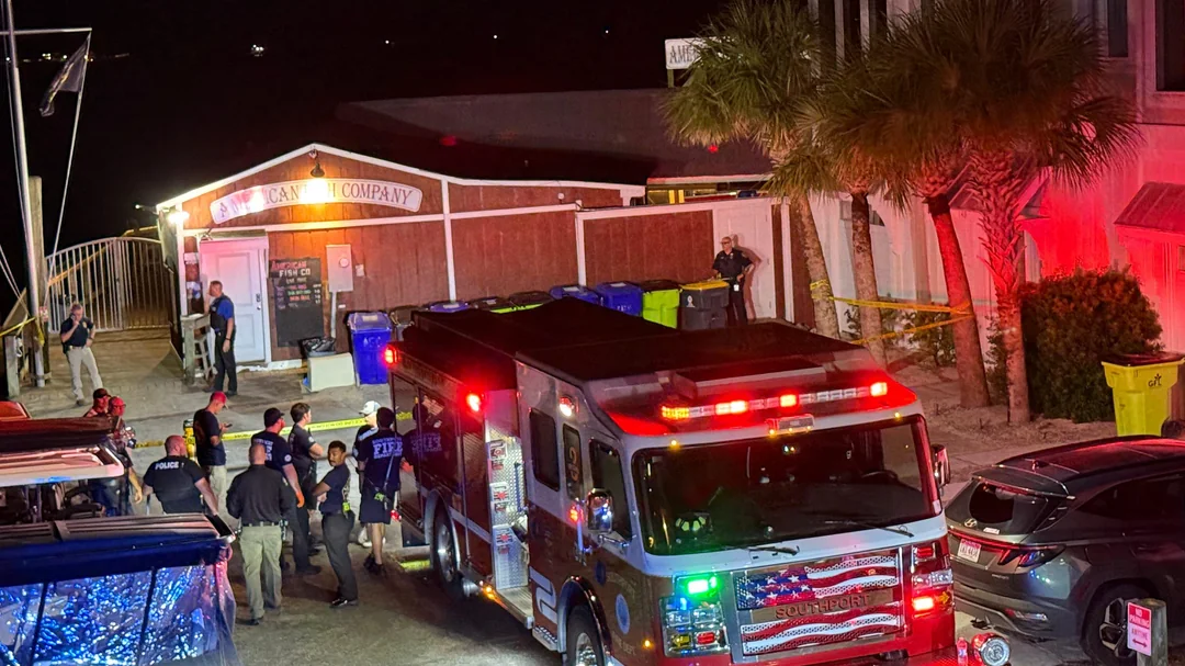 3 Dead, 8 Injured After Shooting At Dockside NC Restaurant — Suspect Flees On Boat
