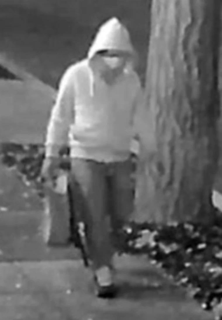 FBI Releases New Footage Of 2021 DNC, RNC Pipe Bomb Suspect Placing Explosives