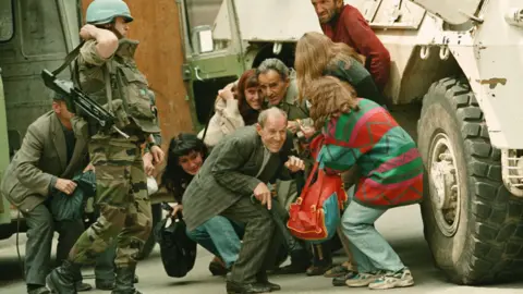 Report: ‘Sniper Tourists’ Paid $90k To Shoot Civilians During 1992 Bosnian War