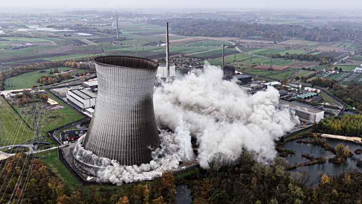 Nuclear Götterdämmerung In Germany As Two Cooling Towers Demolished