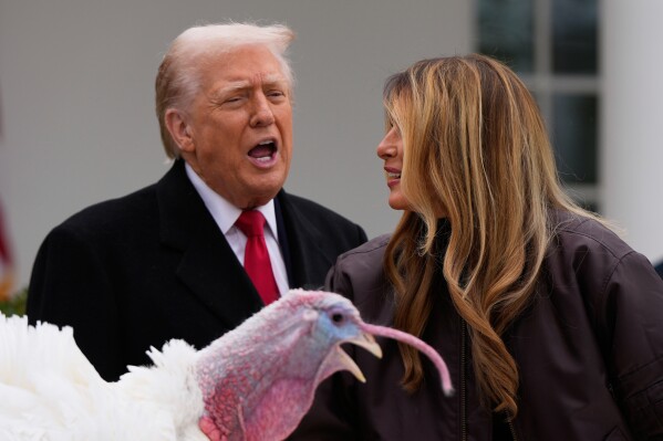 Trump Re-pardons Biden Turkeys In Autopen Jab