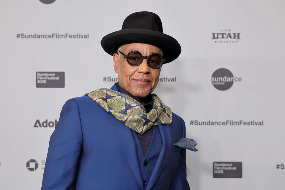 ‘Breaking Bad’ Actor Calls For Violent Insurrection Against U.S. Govt., ‘Old Rich White Men’