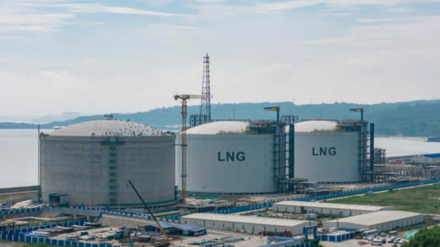 US LNG Exports Set New Records: 111 MMT Milestone In 2025
