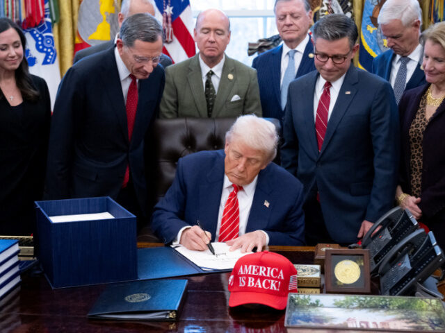 Trump Signs Bill To End Partial Government Shutdown