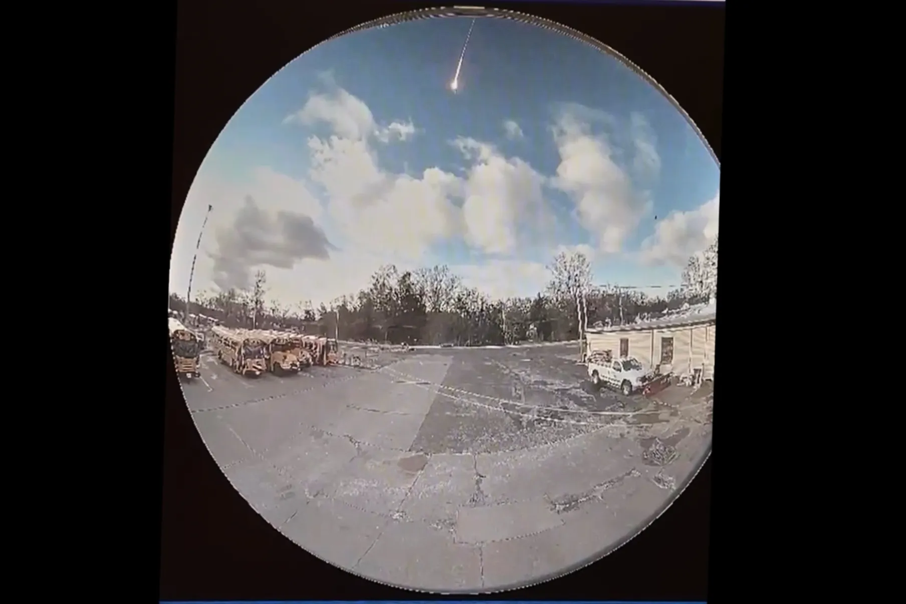 WATCH: Suspected Meteor Enters Atmosphere, Ohio And Pennsylvania Residents Hear Large Boom, Witness Falling Fireball