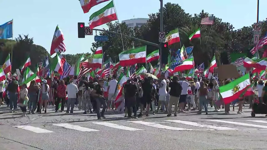 Thousands Gather In Los Angeles To Celebrate Ayatollah’s Downfall