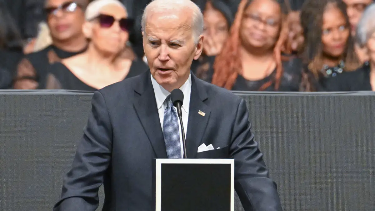 Biden Says ‘I’m A Hell Of A Lot Smarter Than Most Of You’ To Crowd At Jesse Jackson’s Funeral