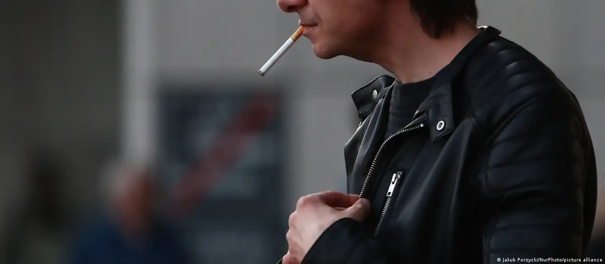 UK Moves To Ban Smoking For Everyone Born After 2008
