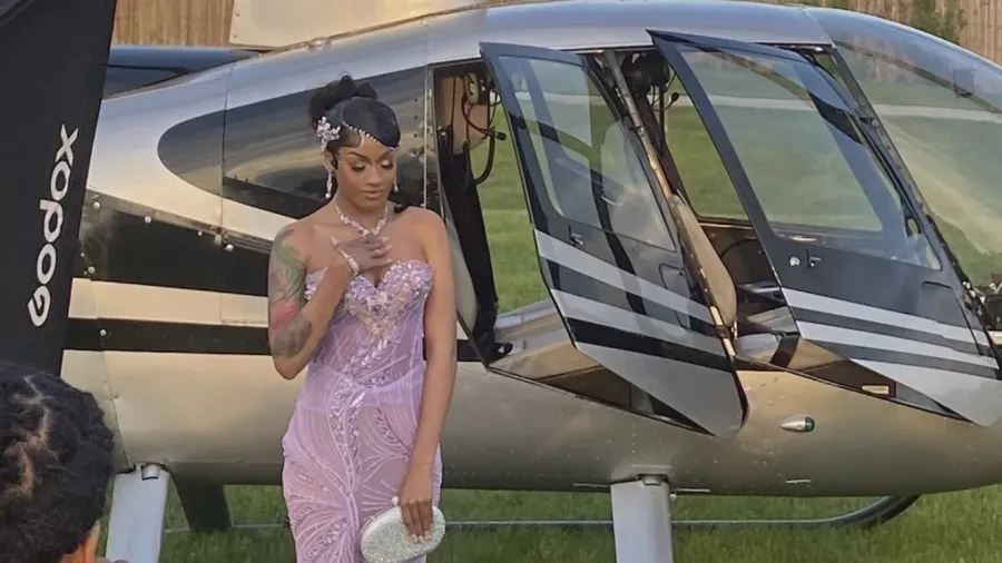 Helicopter Prom Stunt Causes A Stir In Chicago Suburb