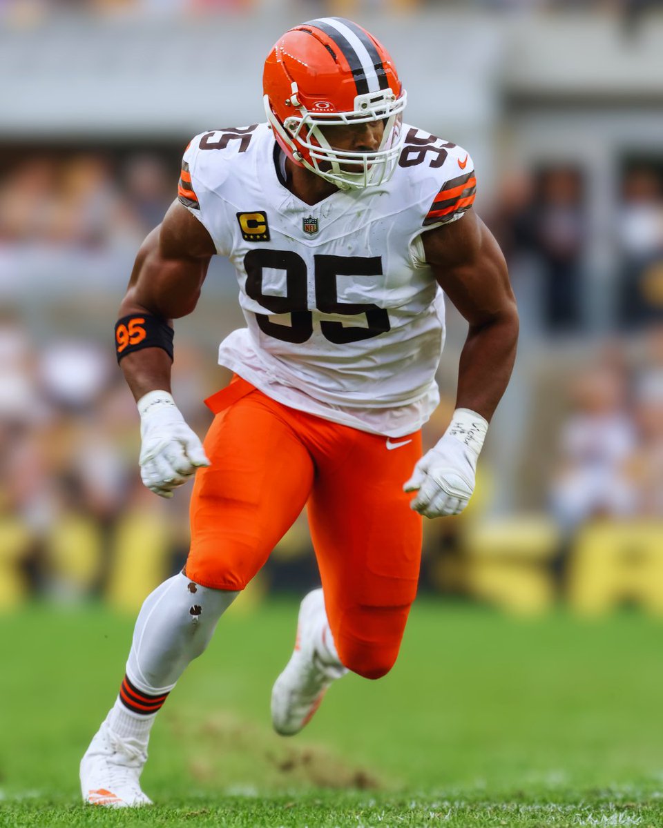 Myles Garrett Traded To Los Angeles Rams In Blockbuster Surprise