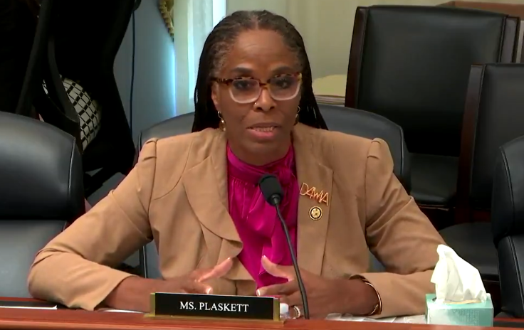 Stacey Plaskett, A ‘Friend’ Of Jeffrey Epstein, Takes Max Donations From Dead Pedophile’s Political Fixer Who’s Backing Her Bid For Governor